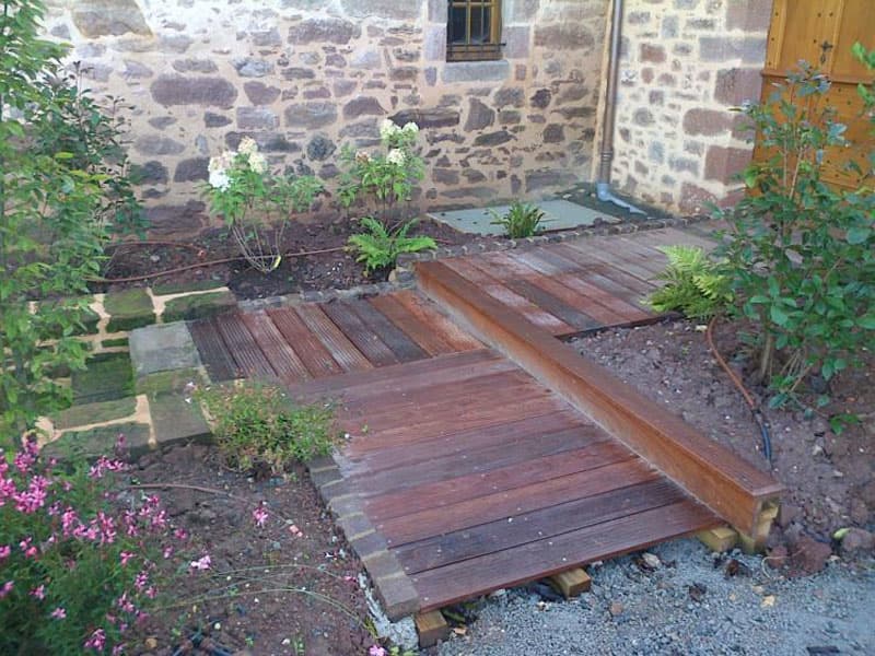 Création de terrasse de bois Saint-Pantaléon-de-Larche